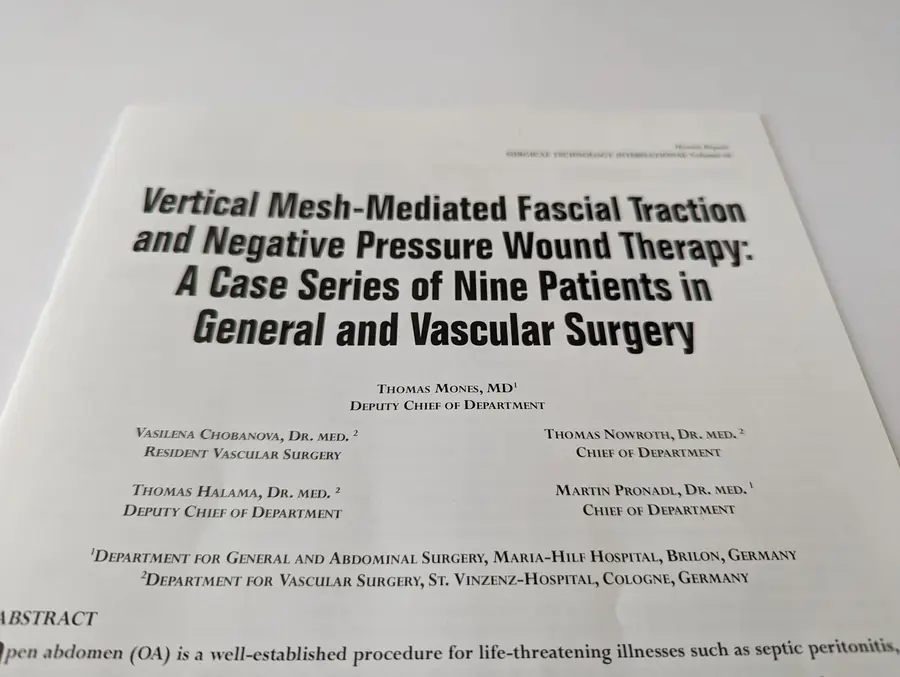 Fasciotens®Abdomen a podtlaková terapie ran: Nová studie k dispozici
